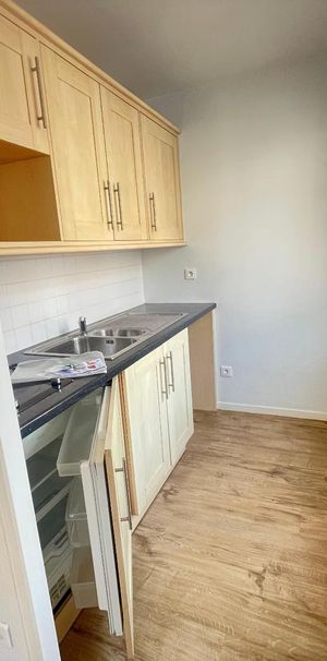 Location Appartement 1 pièce 28m² LILLE 59000 - Photo 1