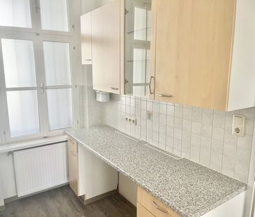 Großzügige 2-Zimmer-Altbauwohnung mit 78 m² - Nähe U1 Keplerplatz - Photo 4