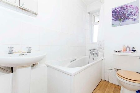 Kingston Hill, Kingston, KT2 - Photo 4