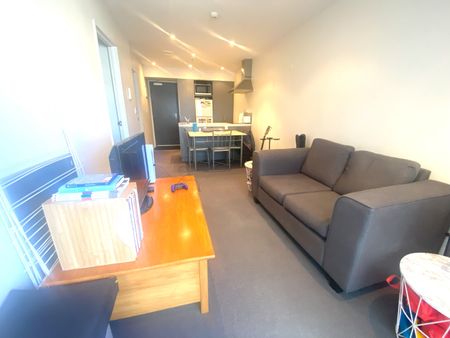 Furnished 2 bedroom in Soho - Photo 2