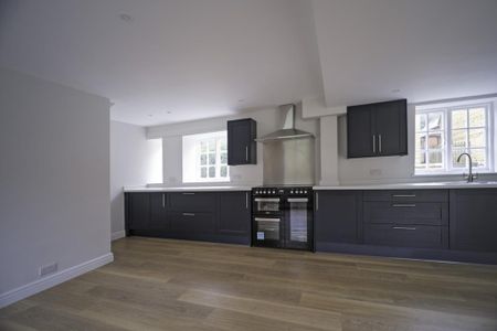 3 bedroom detached house to rent - Photo 5