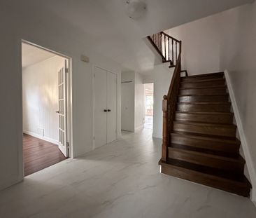 For Lease - 117 Micmac Crescent, Toronto, Ontario - Photo 6