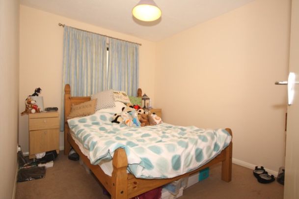 Foxhills, Woking - Photo 1