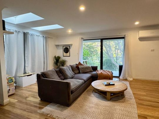Pet-friendly, three-bedroom upper duplex. - Photo 1