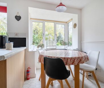 5 bedroom detached house to rent - Photo 5