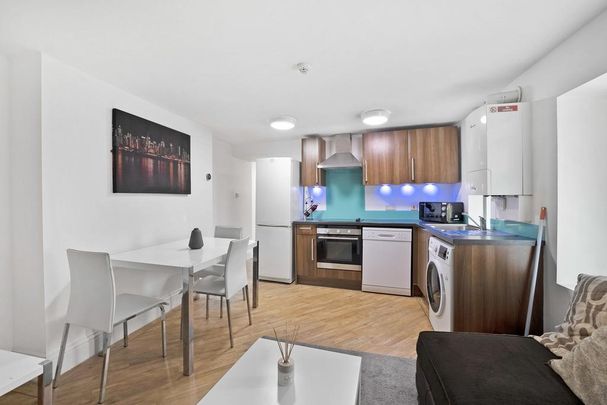 2 bedroom apartment to rent - Photo 1