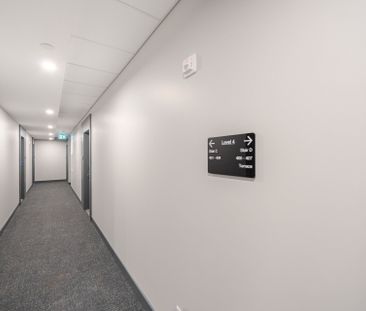 For Lease - 3285 Carding Mill Trail Unit# 407, Oakville, Ontario - Photo 1