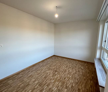 Helle 5.5-Zimmerwohnung im Zentrum von Reinach - Photo 5