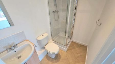 2 bedroom apartment to rent - Photo 5