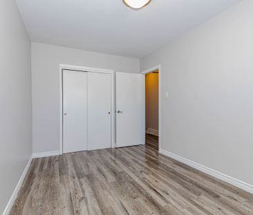 For Lease - 8 Dean Street, Brampton, Ontario - Photo 6