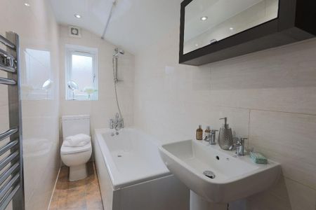 5 bedroom house to rent - Photo 3