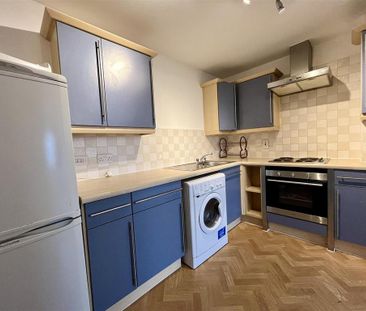 2 bedroom apartment to rent - Photo 2