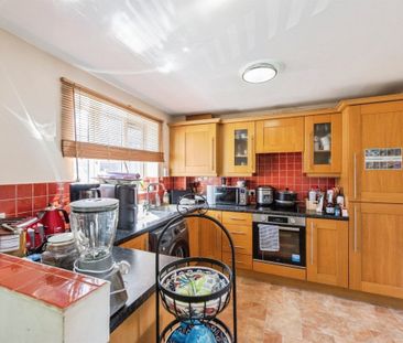 Windmill Close - Photo 1