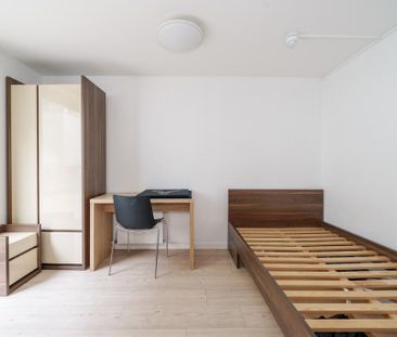 3 bedroom flat to rent - Photo 3
