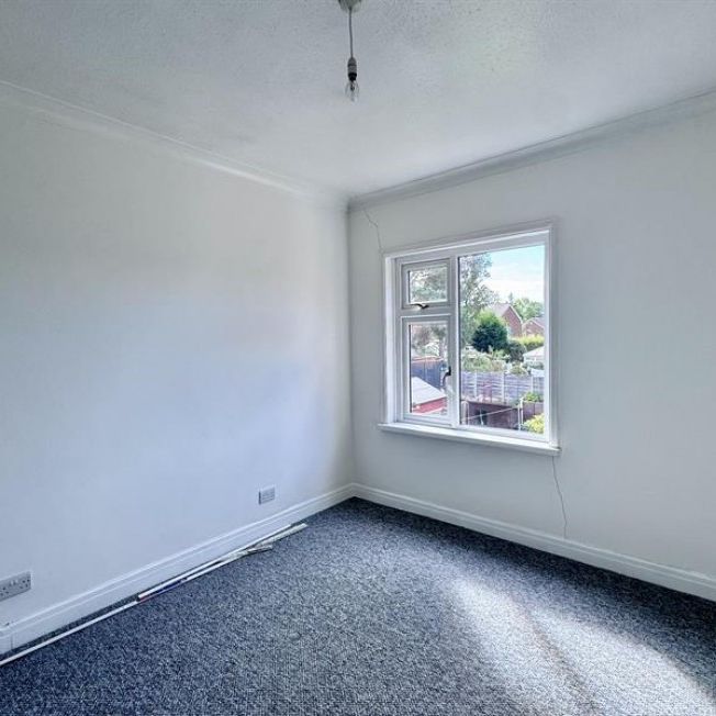 2 Bedroom Terraced To Let - Photo 1