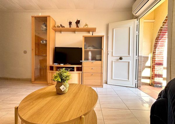 Bungalow in Torrevieja, urbanizacion, for rent