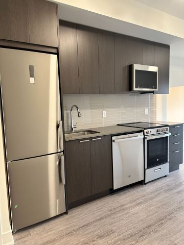 For Lease - 185 Deerfield Road Unit# 606, Newmarket, Ontario - Photo 2