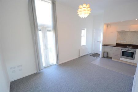 1 bedroom apartment to rent - Photo 3