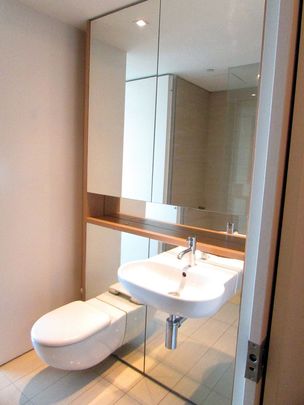 Luxury Two-Bedroom Apartment in Central Park Precinct - Unparalleled Lifestyle and Convenience - Photo 1