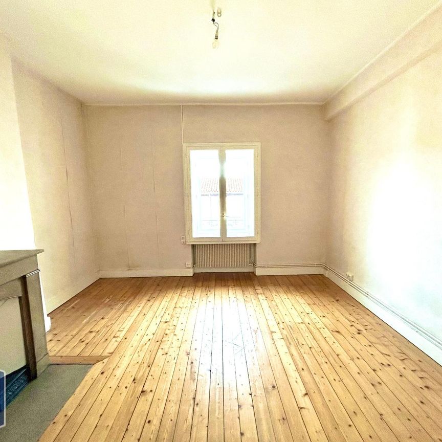 Location Appartement 3 pièces 77m² BOURG EN BRESSE 01000 - Photo 1