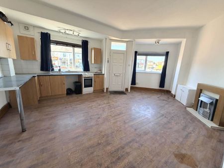 Marton Drive, Blackpool, FY4 3EU - Photo 3