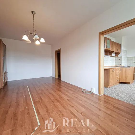 Pronájem byt 2+1, 62 m 2, OV, ul. Holešická, Chomutov. - Photo 1