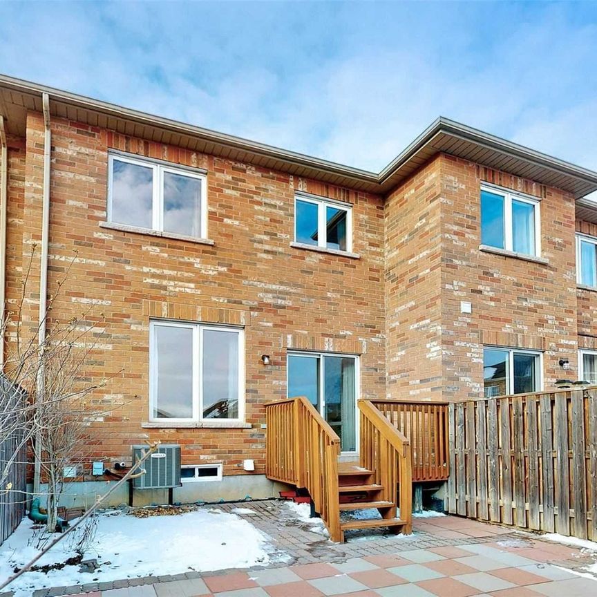 For Lease - 68 Hawkes Drive, Richmond Hill, Ontario - Photo 1