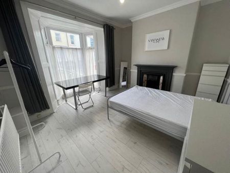 5 bedroom house share to rent - Photo 3