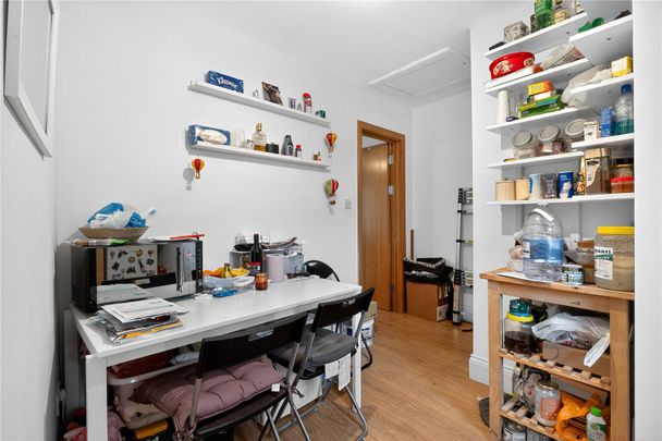 Kingsland Road, London, E8 4AE - Photo 1