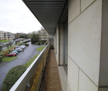 Location Appartement 4 pièces 92m² - Photo 2