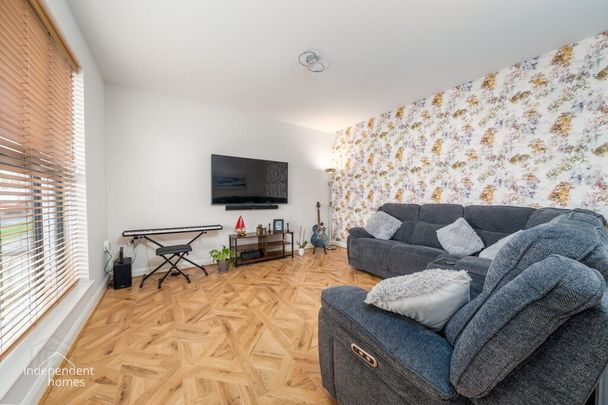 4 School House Lane, Larne, BT40 1FJ - Photo 1