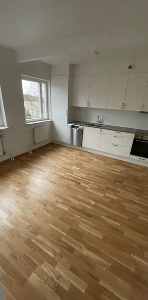 Ullångergatan 17, Råcksta - Photo 1