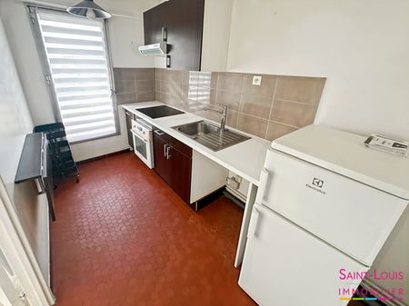 Appartement Poissy 2 pièces Centre-ville dans petite copropriété, - Photo 2