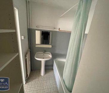 Location Appartement 1 pièce 37m² LILLE 59000 - Photo 2