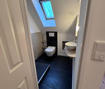 stilvolle Dachgeschosswohnung mit Garten in Neviges / Velbert - Photo 4