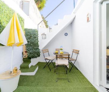 Charming 4 bedrooms House with terrace in Lisbon - Foto 3