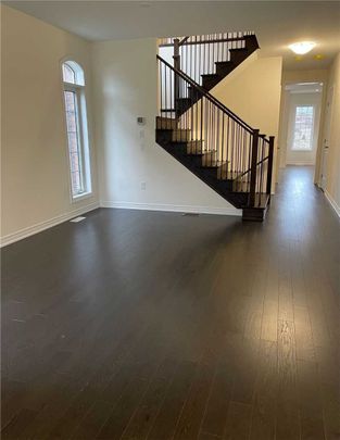 For Lease - 254 Silk Twist Drive, East Gwillimbury, Ontario - Photo 1