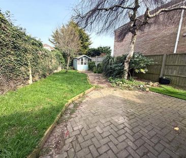 3 bedroom detached house to rent - Photo 5