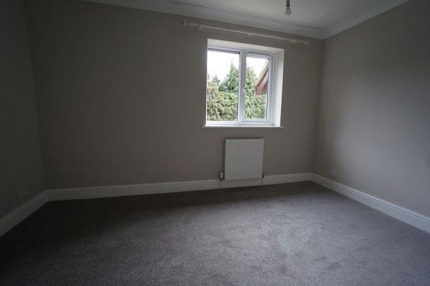 2 bedroom house to rent - Photo 1