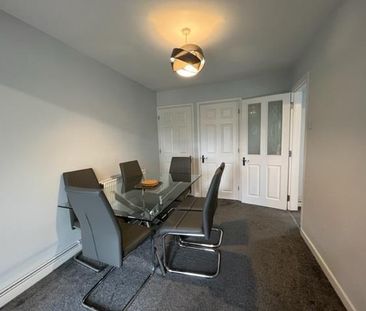 3 bedroom semi-detached house to rent - Photo 4
