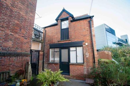 1 bedroom detached house to rent - Photo 5