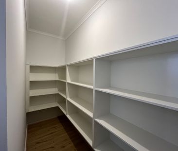 Stunning Brand New Family Home - Photo 1