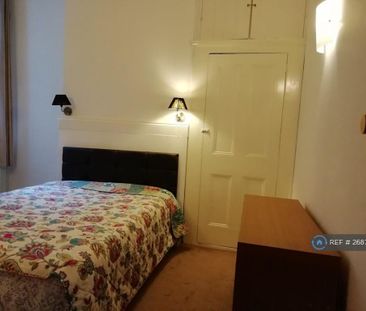 3 bedroom maisonette to rent - Photo 1