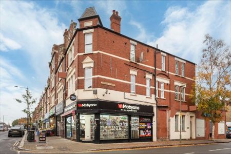 3 bedroom flat to rent - Photo 3