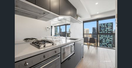 LIVING IN THE HEART OF CBD - FULLY FURNISHED ONE BED! - Photo 2