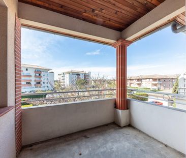 location Appartement T2 DE 39.04m² À SEILH - Photo 2