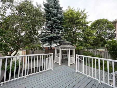 For Lease - 1009 Meadowridge Crescent Unit# 2nd B, Pickering, Ontario - Photo 4