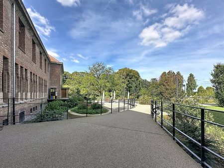 Appartement te huur - foto 3