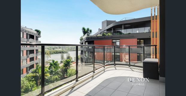 Luxurious Two Bedroom Two Bathroom At Award Winning Sanctuary Development! - Photo 1