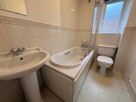 3 bedroom bungalow to rent - Photo 5